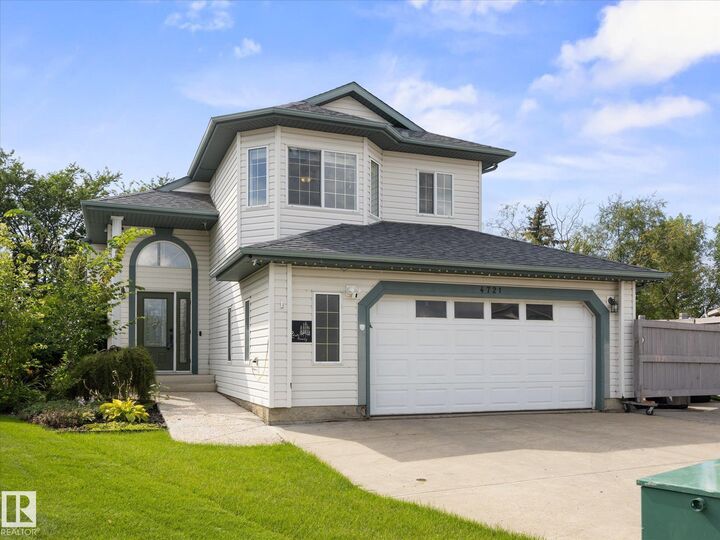 Property Photo: 4721 56 Ave AB T4X 1N5