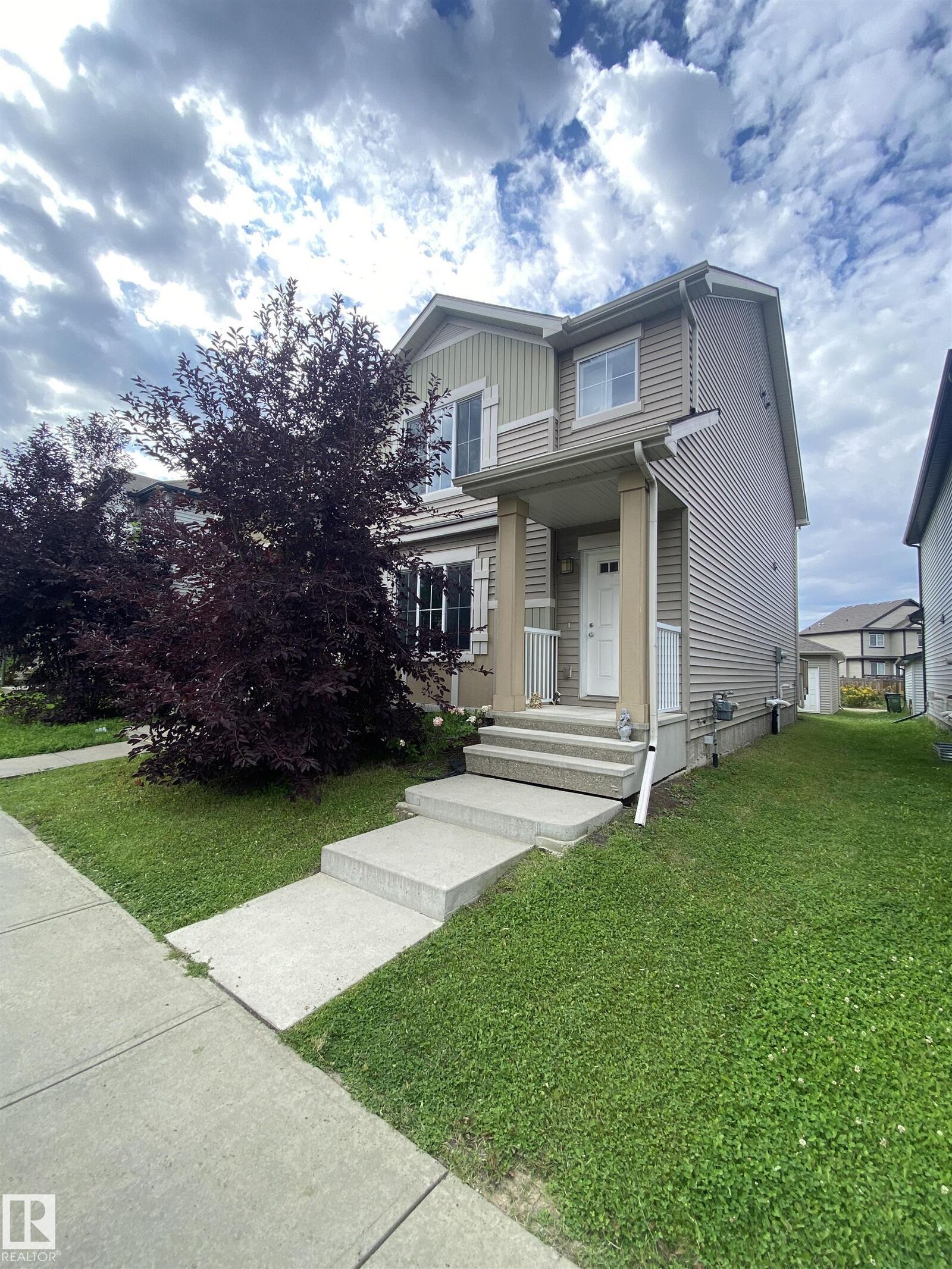 Property Photo:  308 Watt Boulevard SW  AB T6X 1X7 