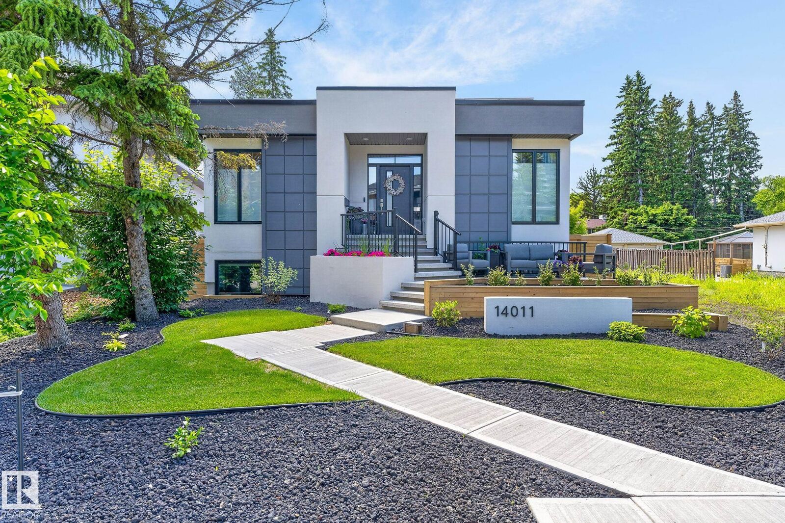 Property Photo: 14011 101 Avenue NW AB T5N 0K2