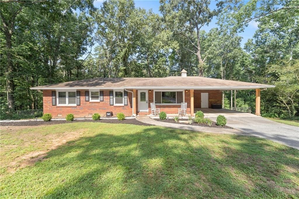 Property Photo: 143 Mountainview Circle GA 30115
