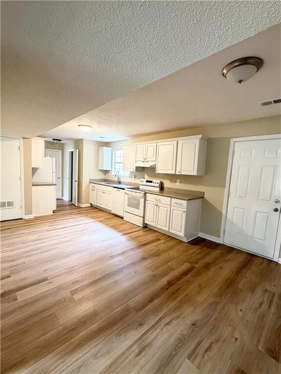 Property Photo:  3479 Meadowlane Circle SW  GA 30331 
