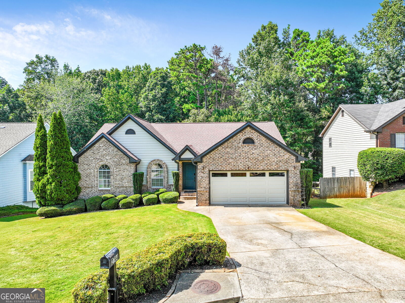 Property Photo: 2744 Sterling Drive NW GA 30043