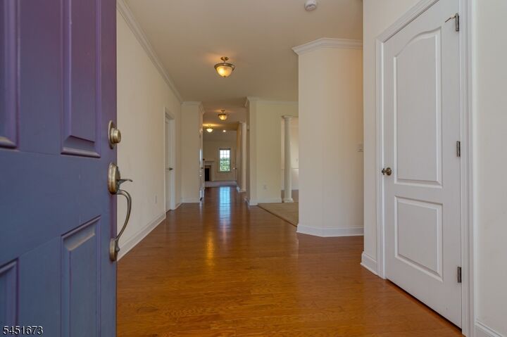 Property Photo:  9 Comstock Ln  NJ 08558 