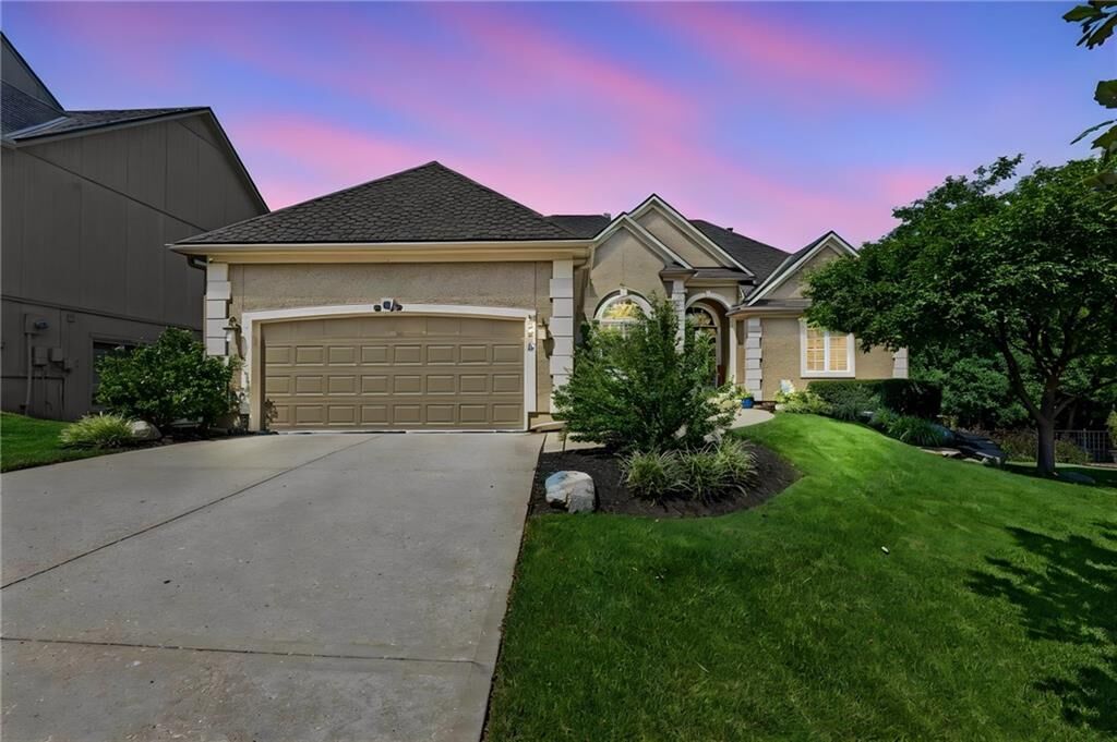 Property Photo:  12510 Long Street  KS 66213 