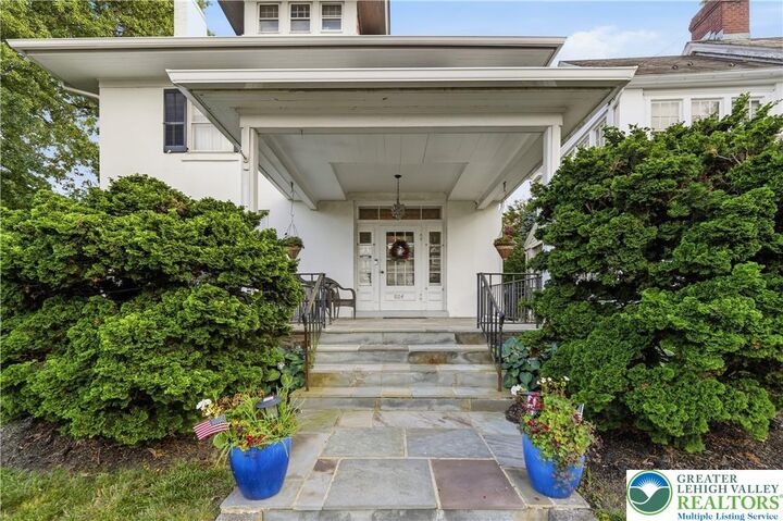 Property Photo: 804 W Broad Street PA 18951