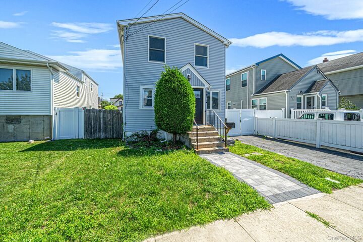 Property Photo: 646 S 7th Street NY 11757