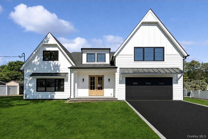 Property Photo:  1355 Locust Avenue  NY 11716 