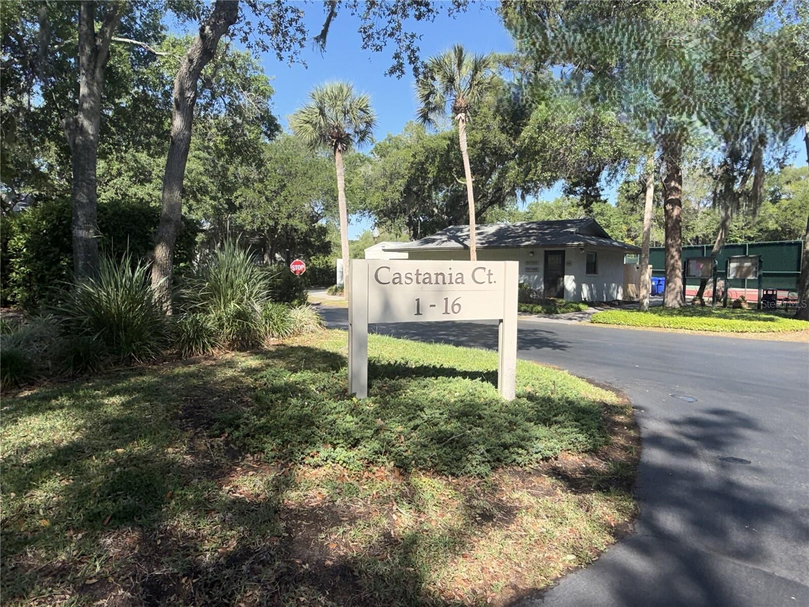 Property Photo:  7 Castania Court  FL 32086 