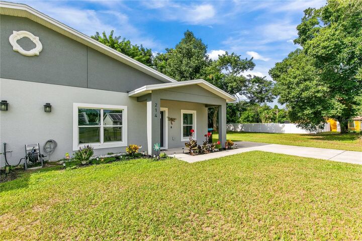 Property Photo: 214 W 15th Street FL 32703