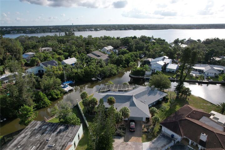 Property Photo:  6937 Midnight Pass Road  FL 34242 