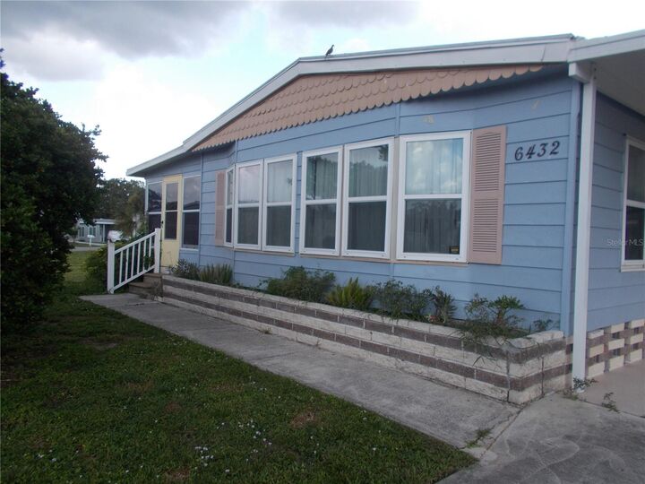 Property Photo:  6432 Keena Court  FL 34287 