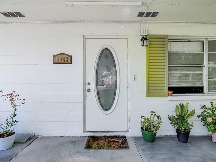Property Photo:  5942 20th Street  FL 33542 