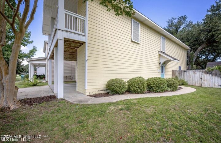 Property Photo:  1457 Georgia Place  MS 39507 
