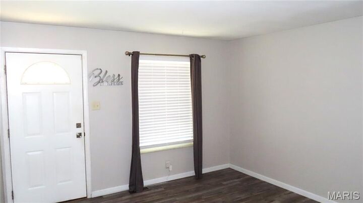 Property Photo:  1095 Thompson Drive  MO 63031 