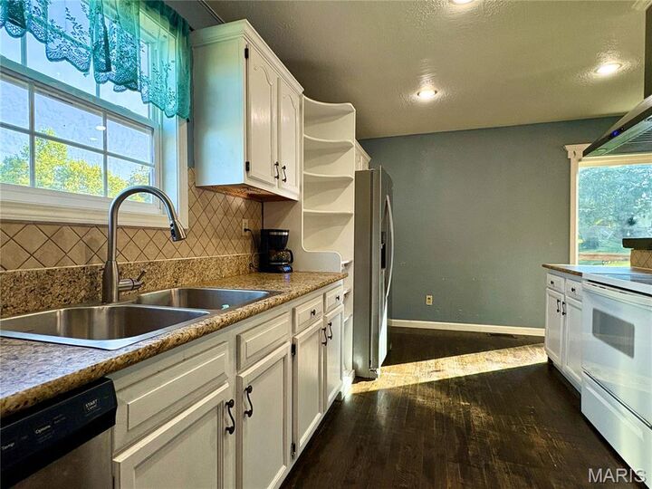 Property Photo:  102 Wesbecher Street  MO 63764 