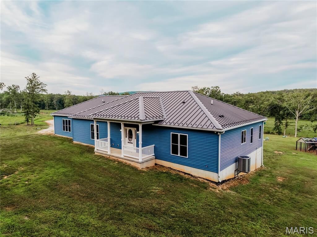 Property Photo:  400 King School Road  MO 63650 