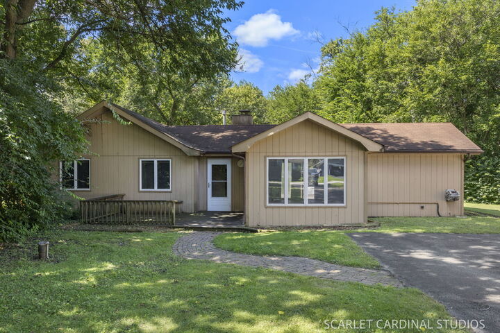 Property Photo:  5508 Kingston Avenue  IL 60532 