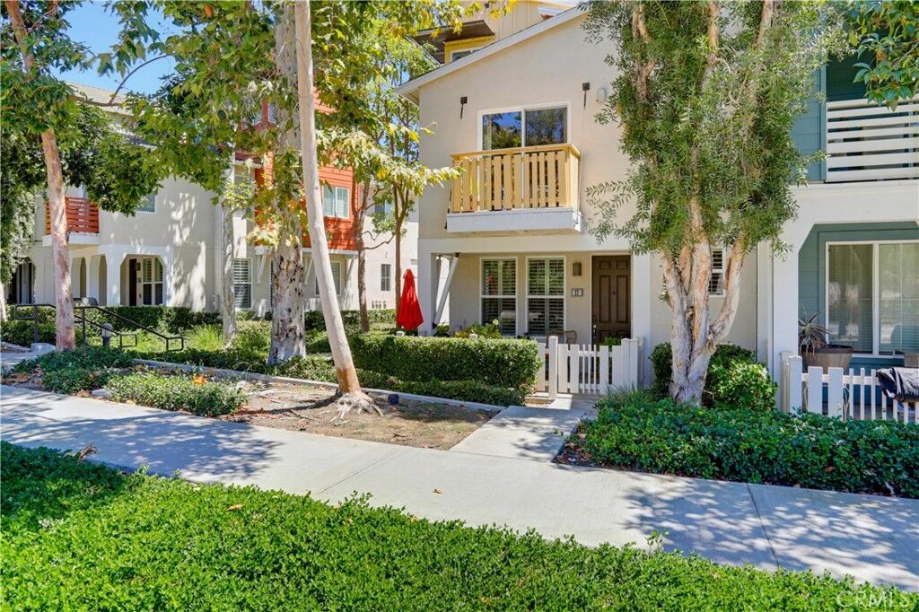 Property Photo: 17 Quartz Lane CA 92694