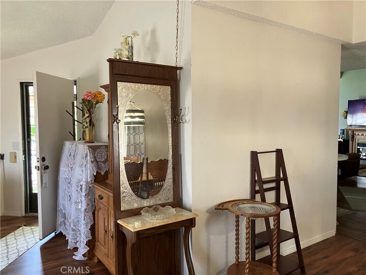 Property Photo:  1250 N Kirby Street 121  CA 92545 