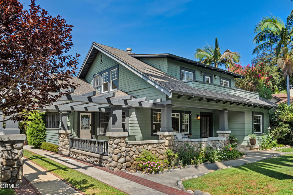 Property Photo:  133 N Orange Grove Boulevard  CA 91103 