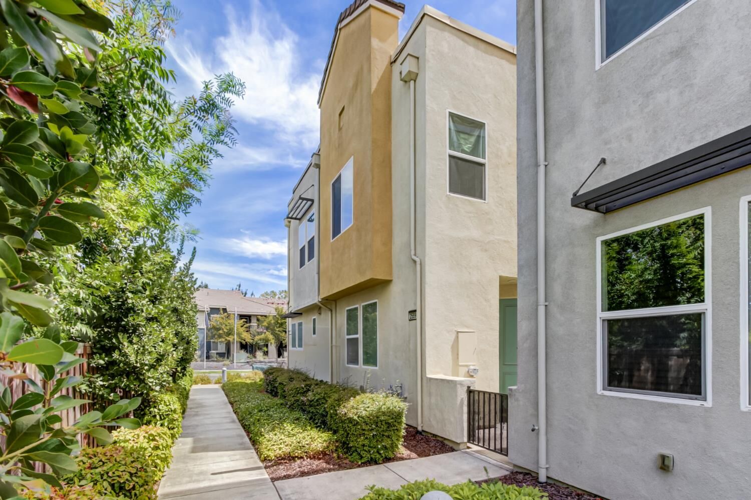 Property Photo:  2559 Radar Lane  CA 95834 