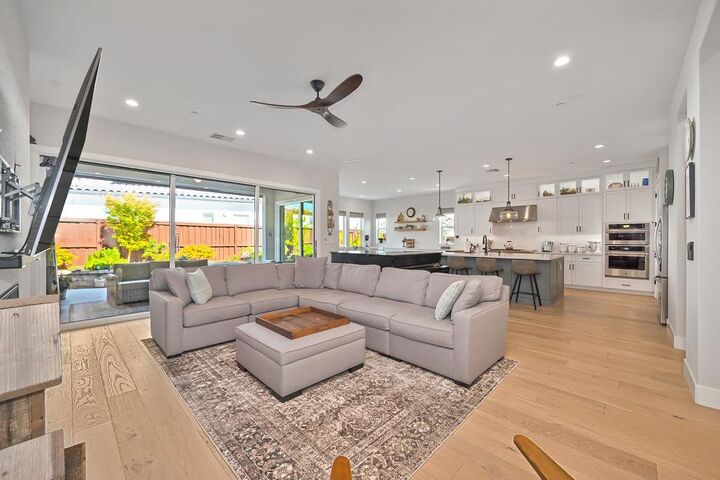 Property Photo: 3532 Panorama Street CA 95630