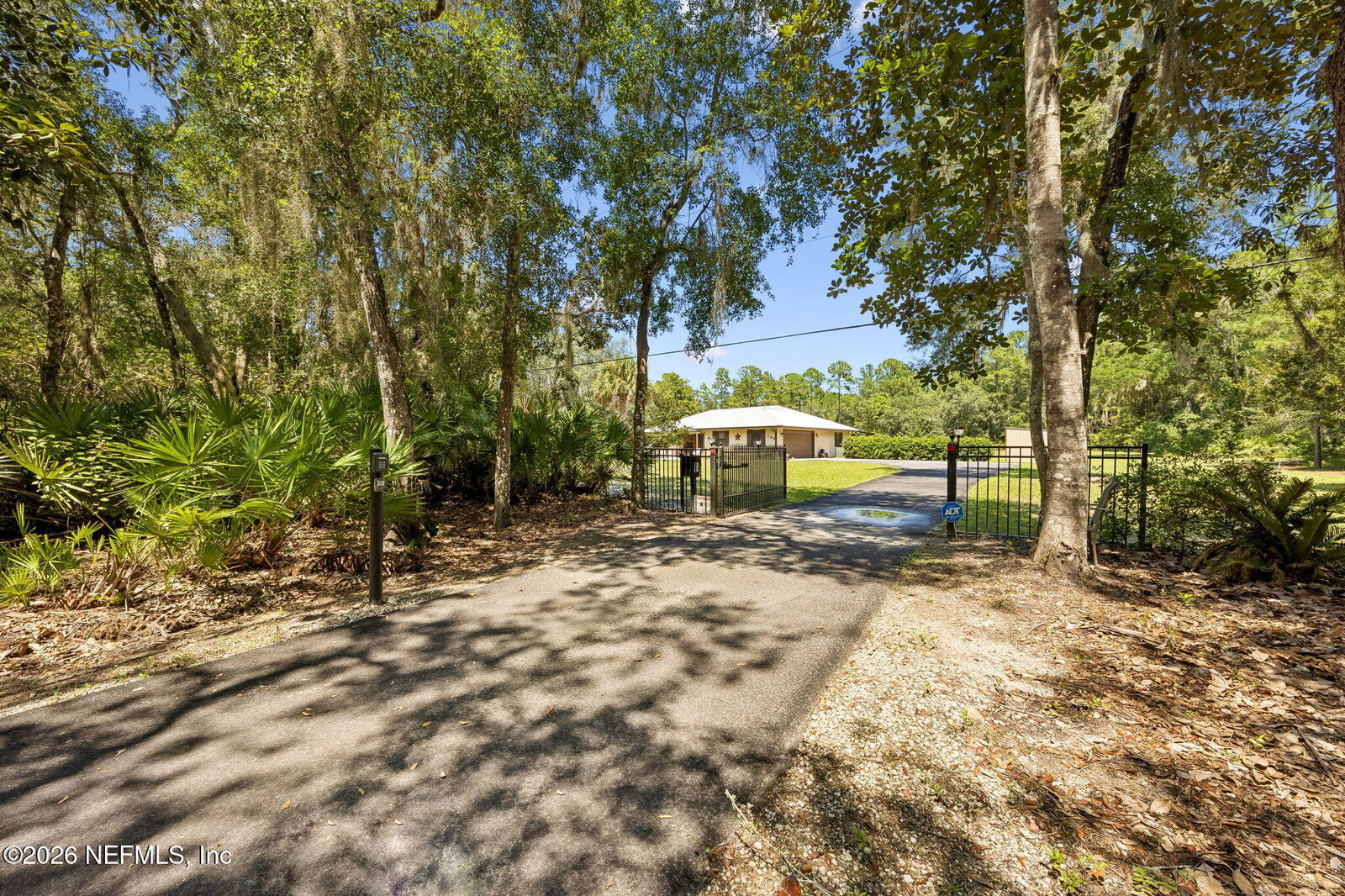 Property Photo: 100 Whitney Street FL 32189