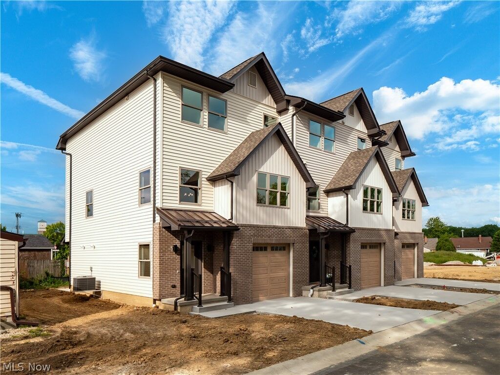 Property Photo:  3274 Warren Road 1  OH 44111 
