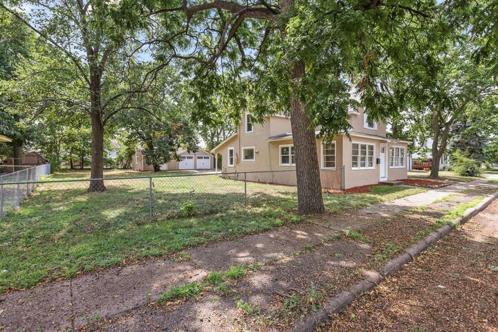 Property Photo: 614 Jackson Street MN 55303