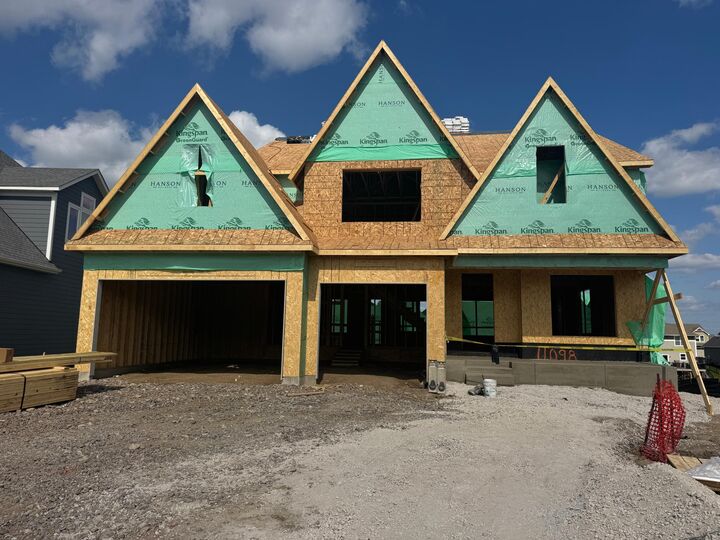 Property Photo: 11098 Kingsview Lane N MN 55369