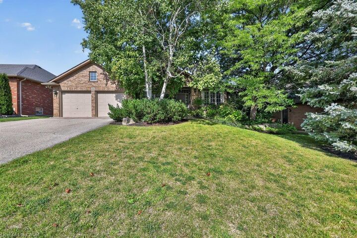 1092 Crofton Way — photo 1