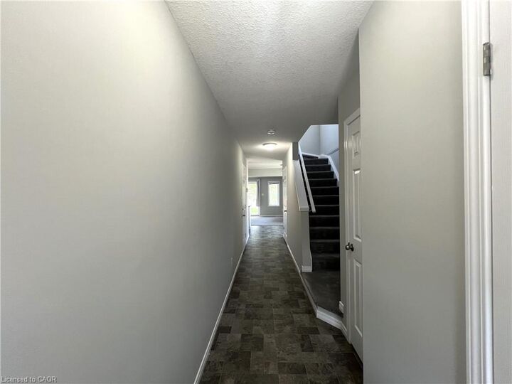Property Photo:  50 Pinnacle Drive 61  ON N2P 0H8 