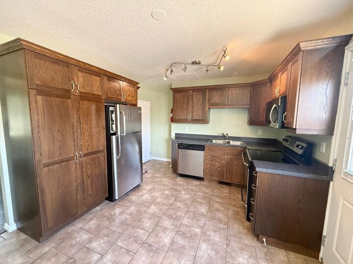 Property Photo:  114 Hardisty Avenue 65  AB T7V 1B5 