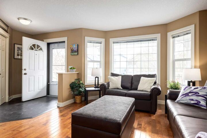 Property Photo: 159 Cimarron Grove Crescent AB T1S 2E3