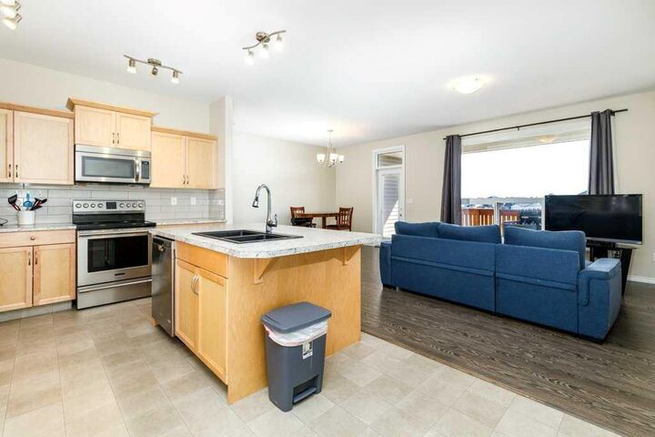 Property Photo: 77 Alderwood Close AB T0M 0J0