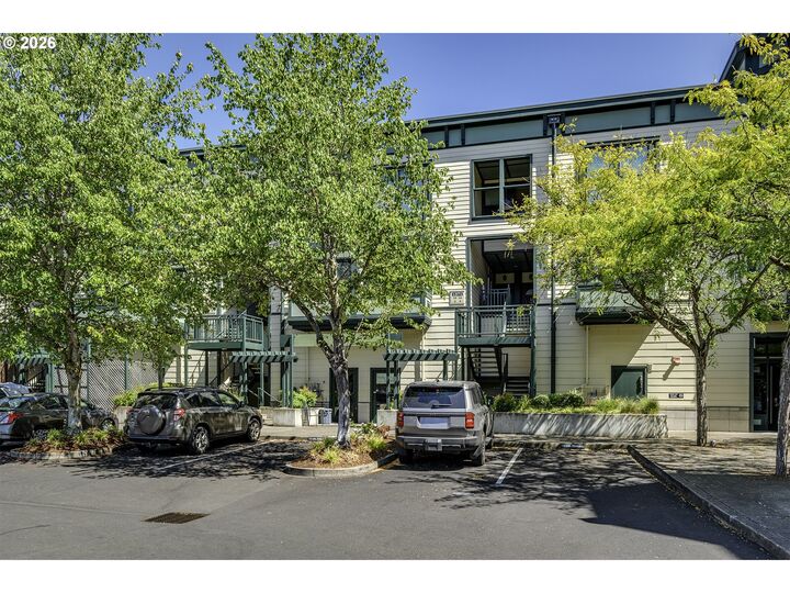 Property Photo:  1371 NE Orenco Station Pkwy 14  OR 97124 