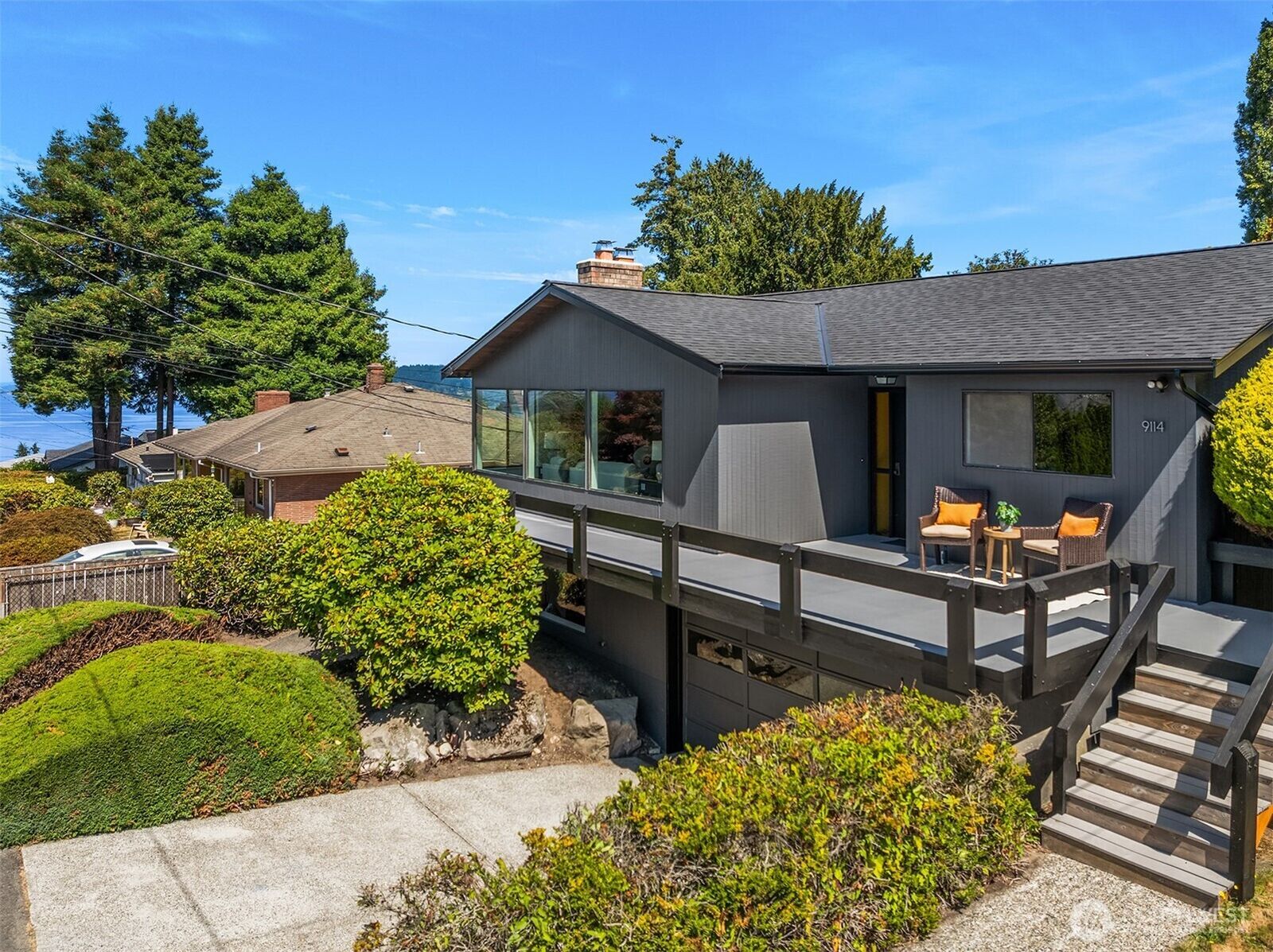 Property Photo:  9114  31st Avenue NW  WA 98117 
