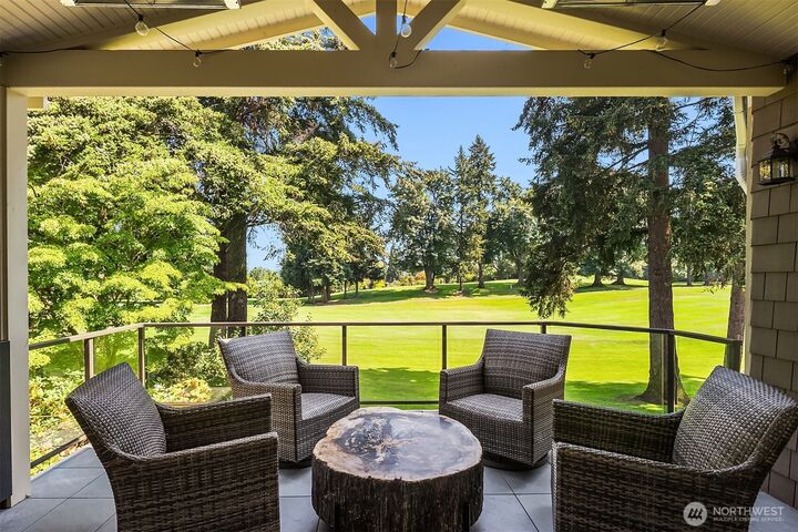 Property Photo:  2018  Broadmoor Drive E  WA 98112 