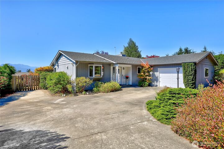 Property Photo:  50 S Palmer Drive  WA 98368 