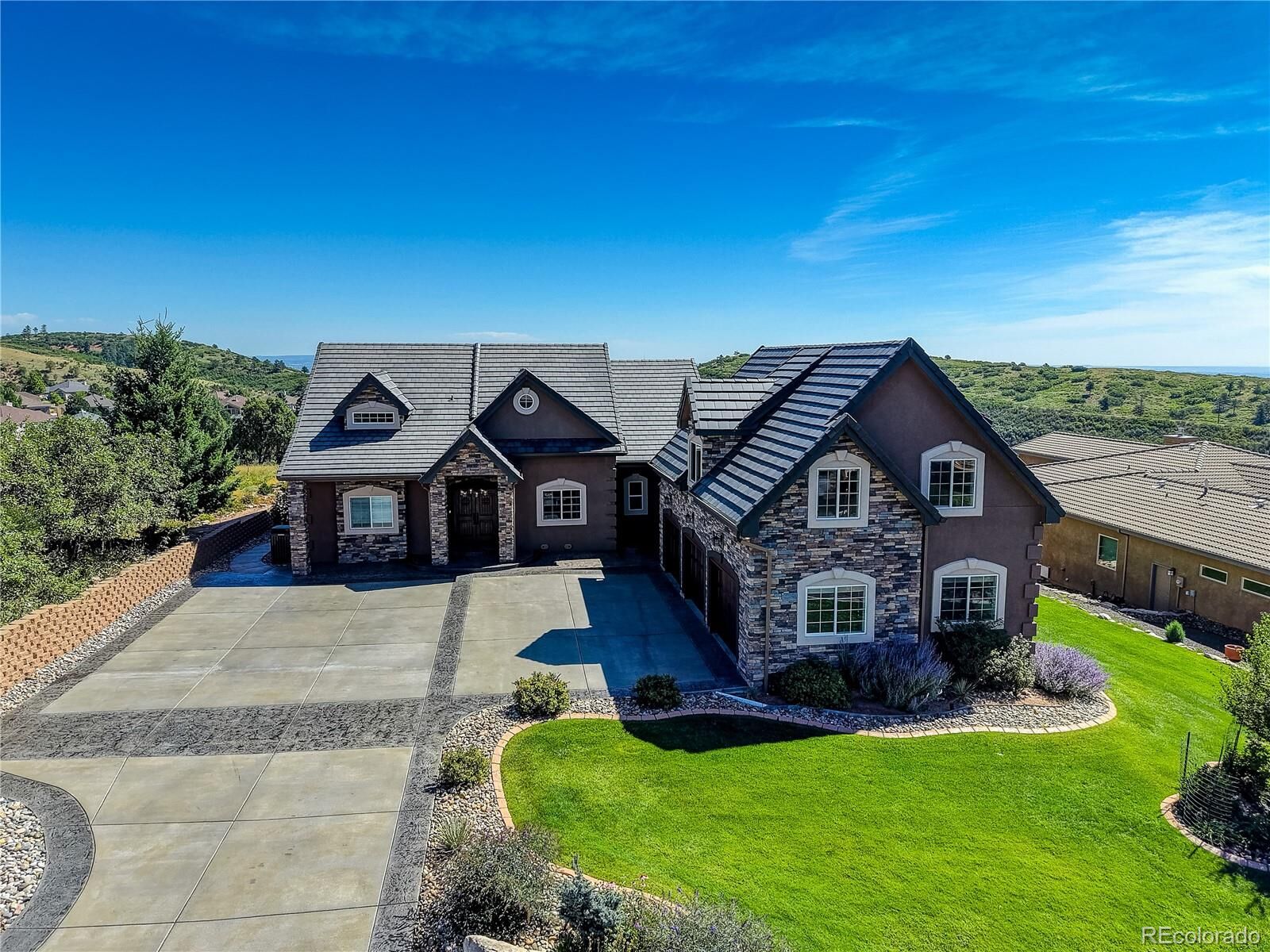 Property Photo:  3725 Twisted Oak Circle  CO 80904 