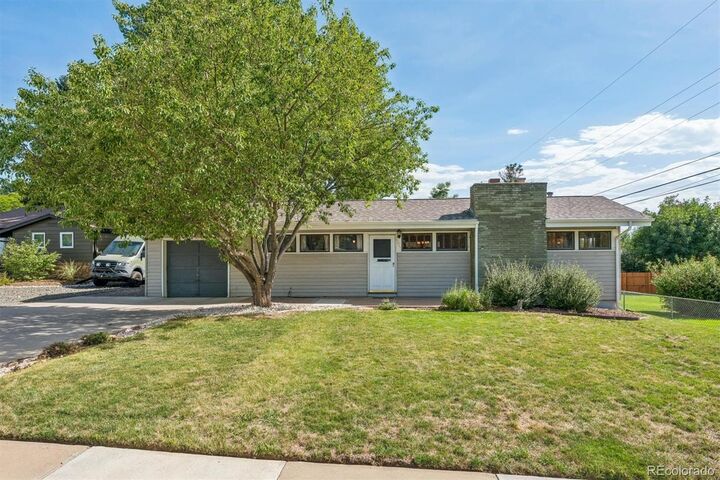 Property Photo: 1662 W Lake Place CO 80120