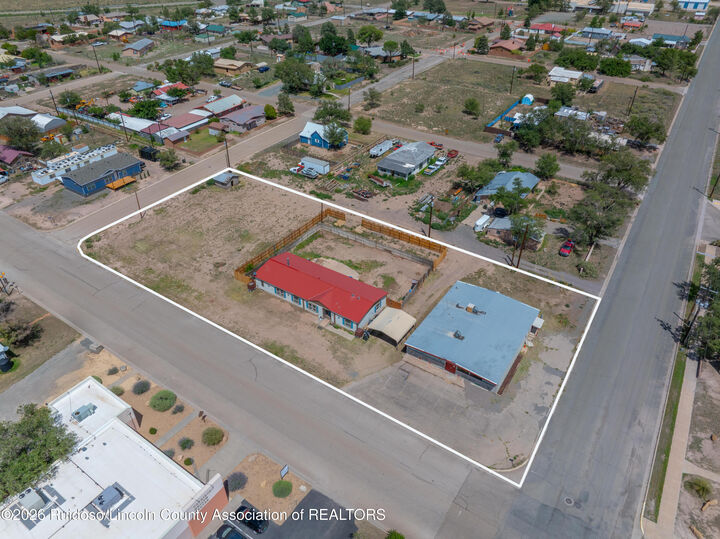 Property Photo: 709 & 711 East Avenue NM 88301
