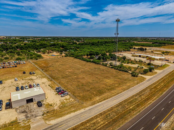 Property Photo:  3726 N Bryant Boulevard  TX 76903 