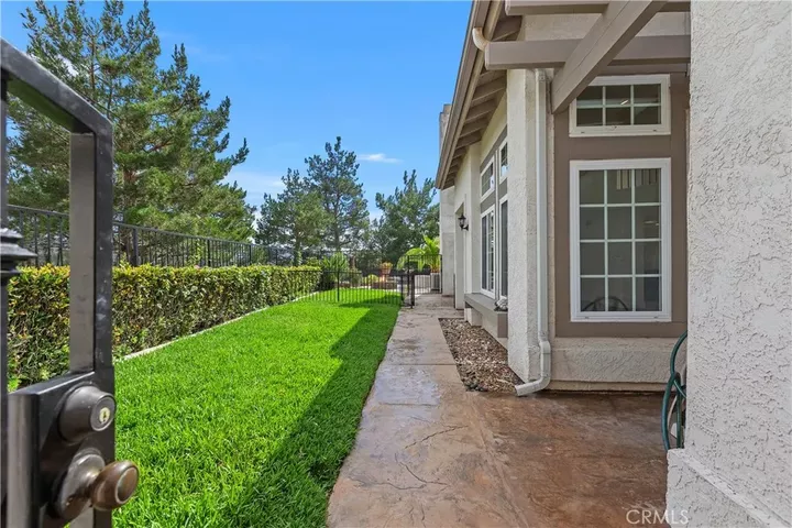 Property Photo:  24841 Laguna Vista  CA 92677 