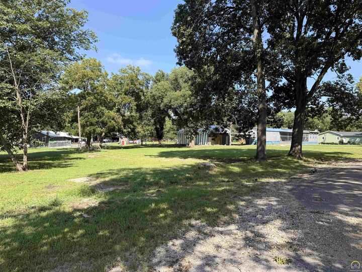Property Photo:  203 Western Ave  KS 66419 