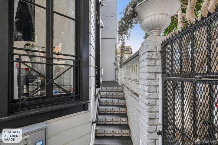 Property Photo:  958 Ellis Street  CA 94109 
