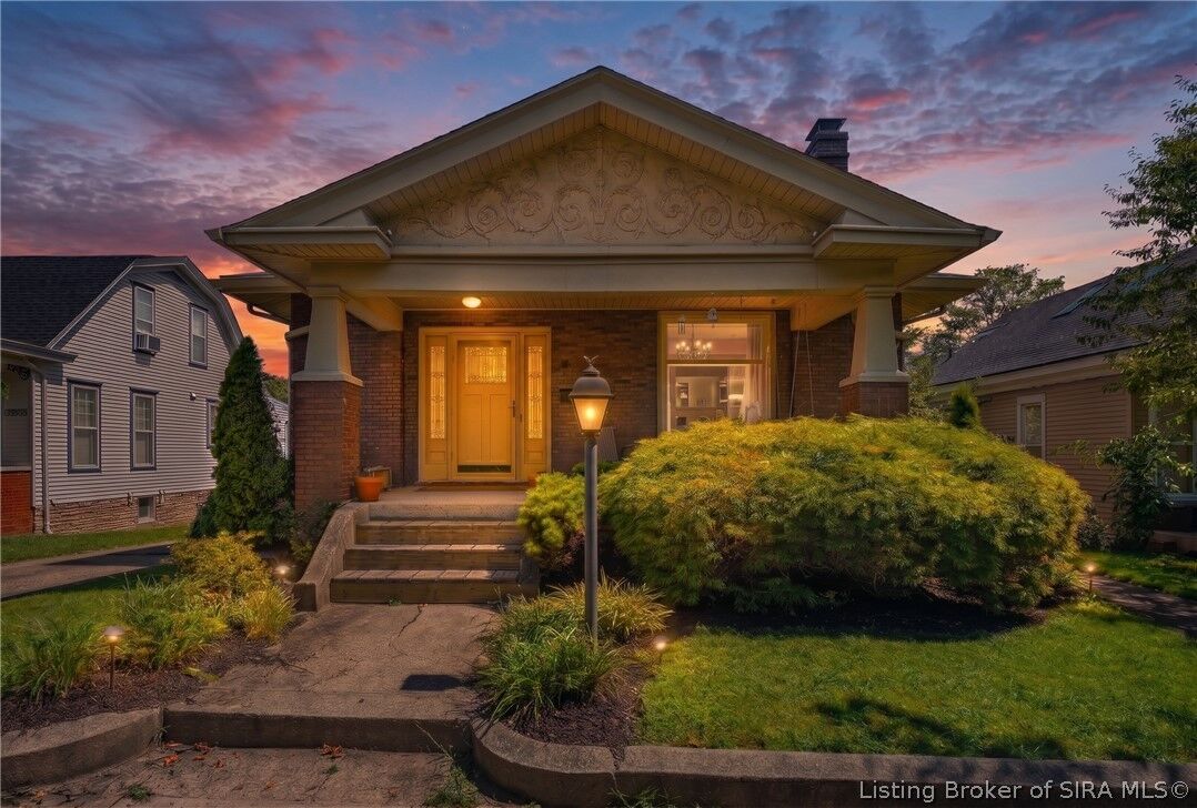 Property Photo:  816 Cedar Bough Place  IN 47150 