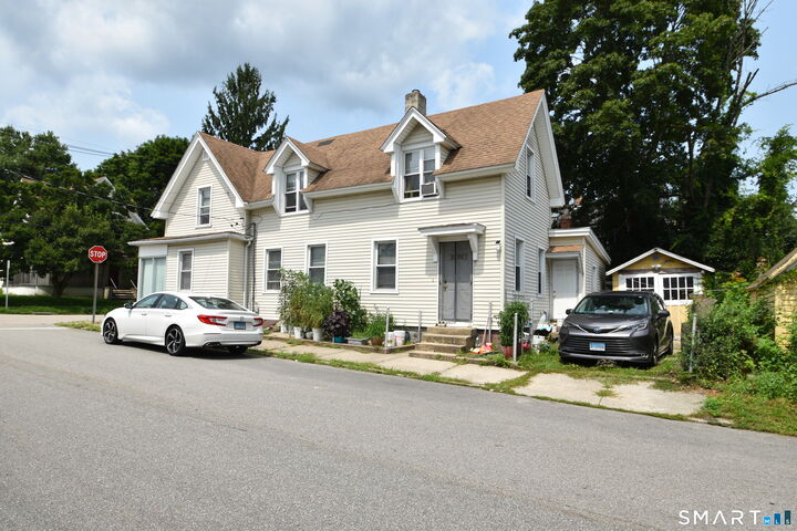 Property Photo: 313 Central Avenue CT 06360