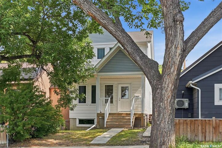 532 J Avenue N — photo 1