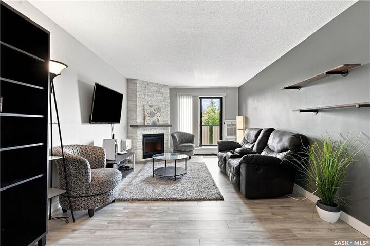 Property Photo: 423 Tait Court 308 SK S7H 5L3